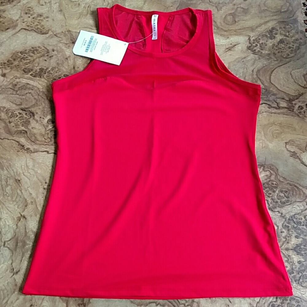 Workout top - Picture 4 of 5